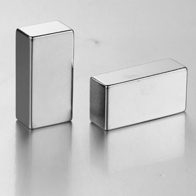 comprar Cor de prata dos ímãs permanentes do neodímio N52 do bloco 40X40X20mm online manufacture